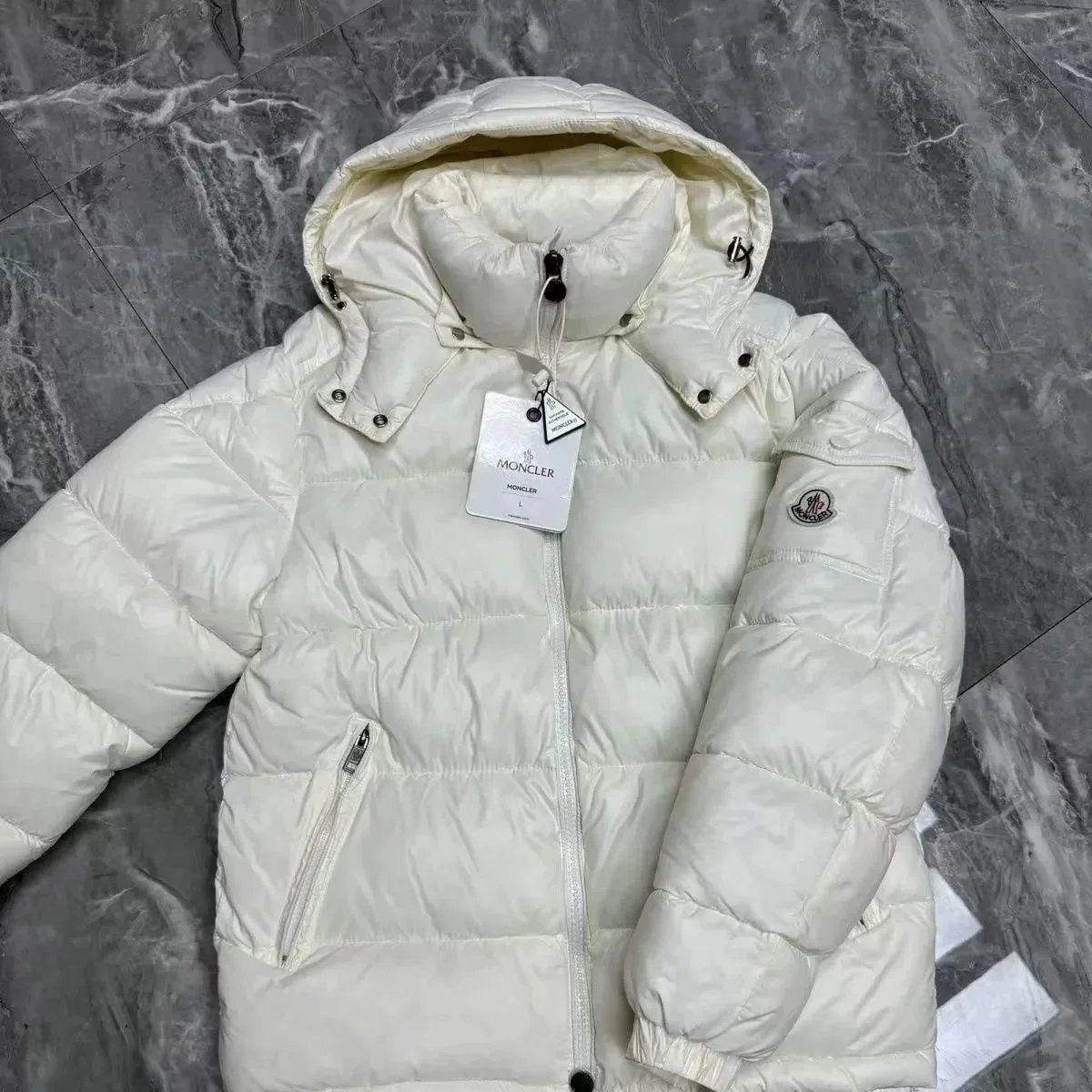 White down jacket