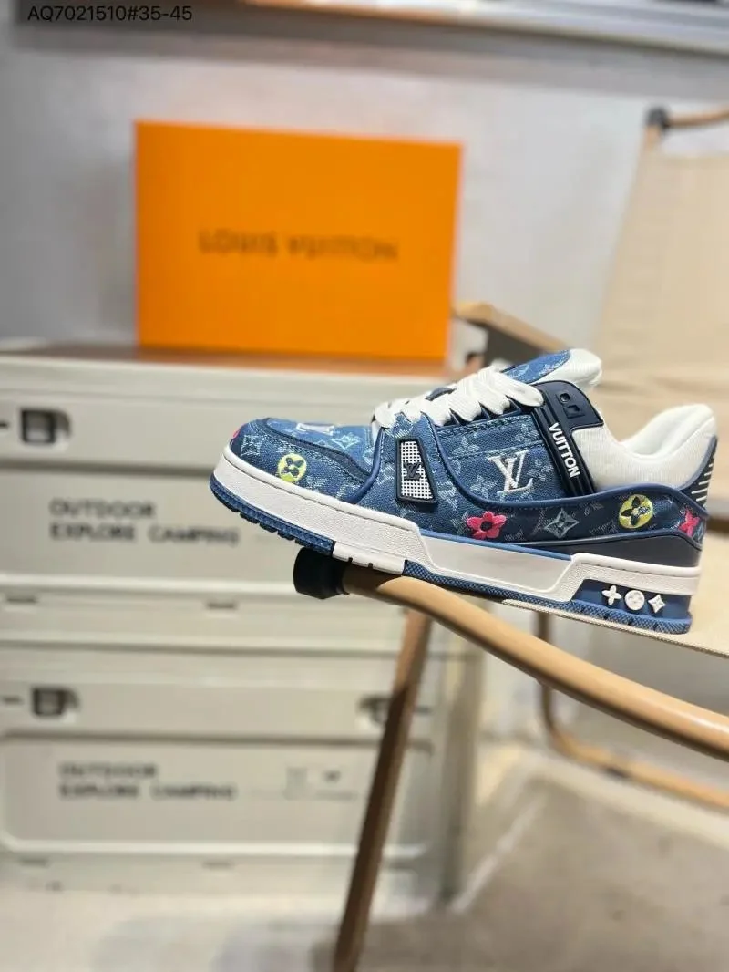 Louis Vuitton Blue S