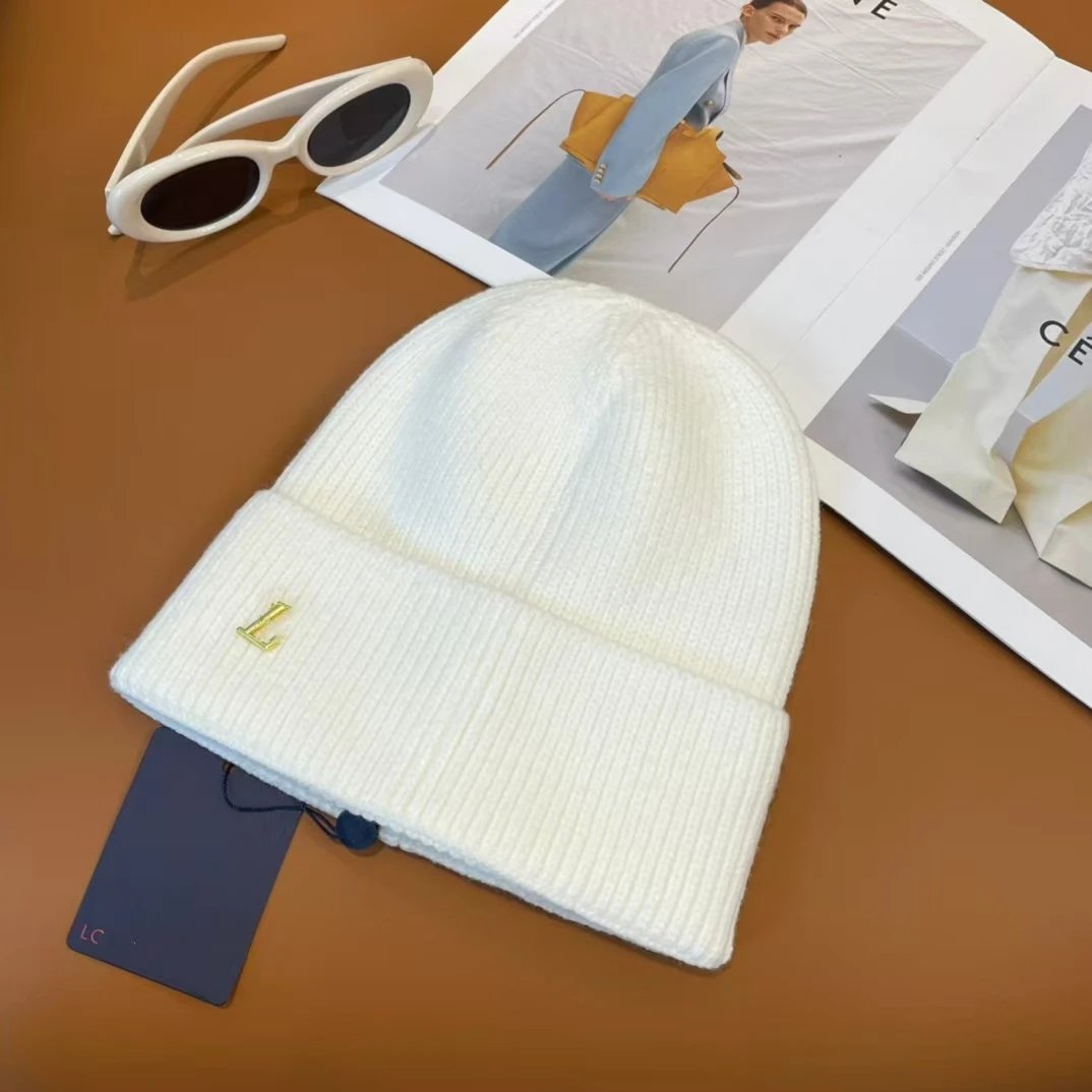 Celine Logo-Embellished Ribbed Knit Beanie White - 22