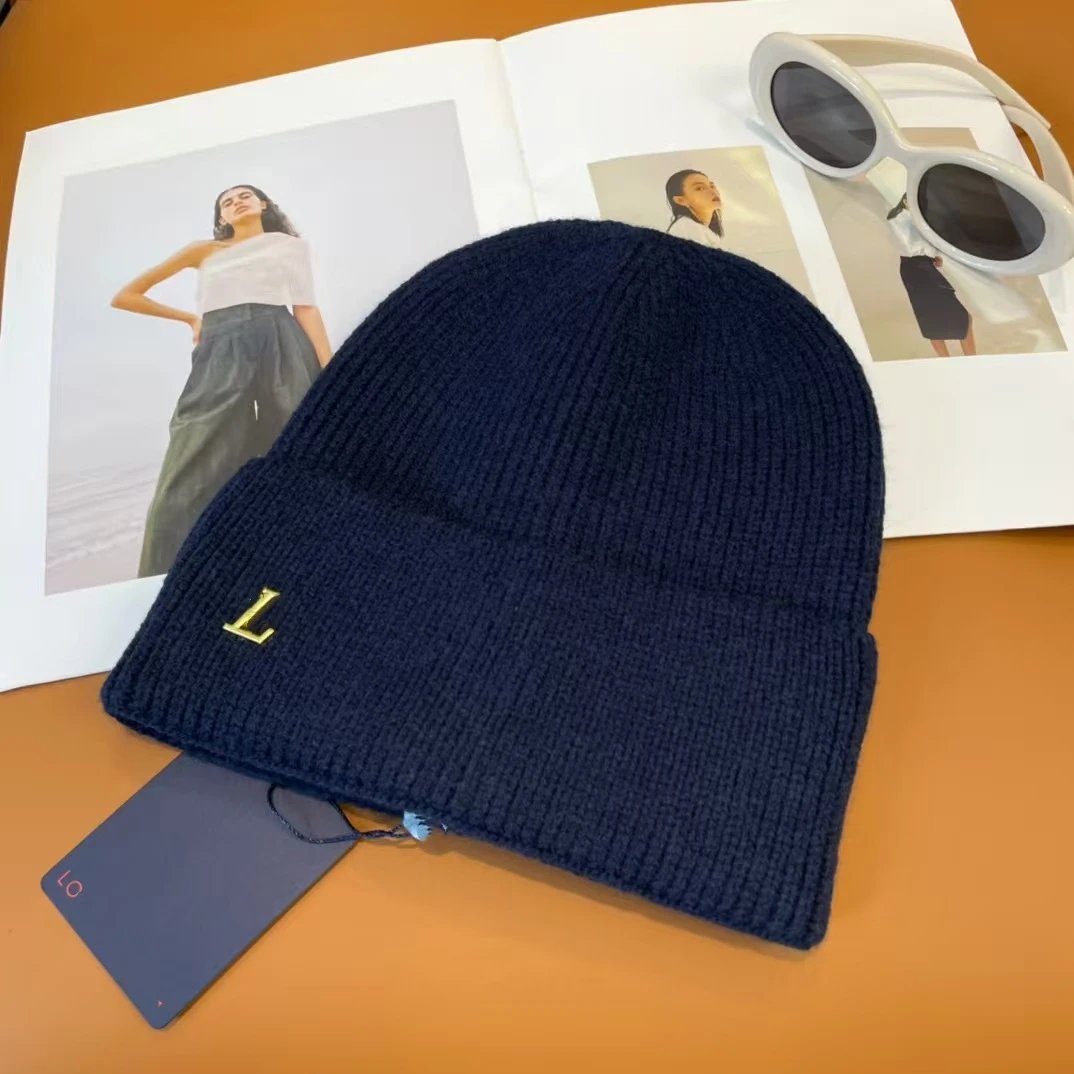 Celine Logo-Embellished Ribbed Knit Beanie White - 10