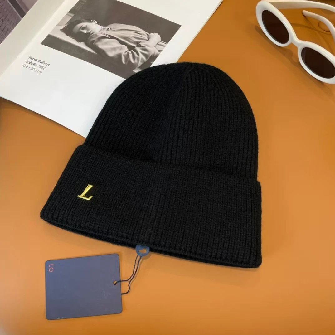 Celine Logo-Embellished Ribbed Knit Beanie White - 19