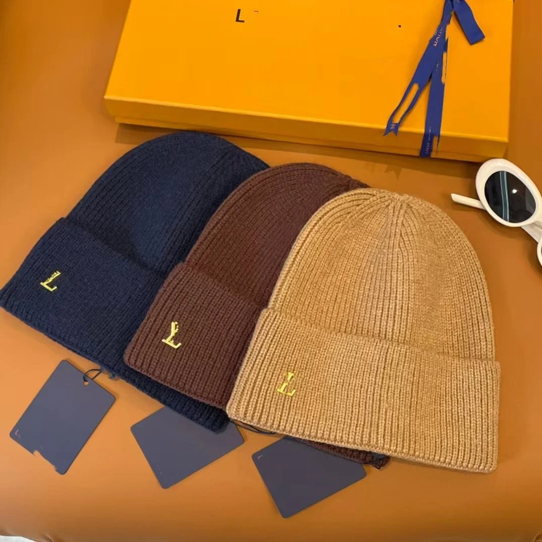 Celine Logo-Embellished Ribbed Knit Beanie White - 17
