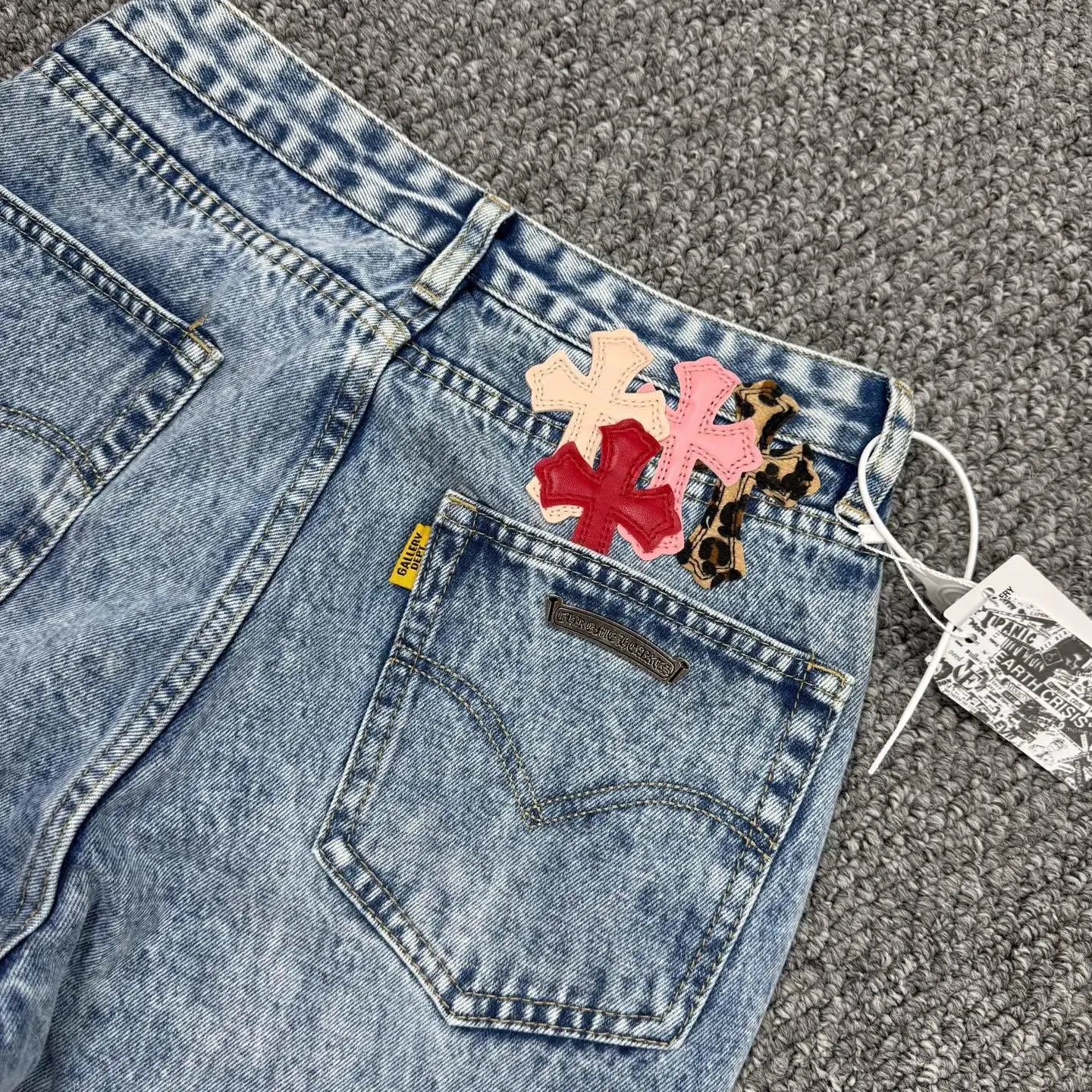 Gallery Dept x Levi's Cross-Print Distressed Black Jeans - 21