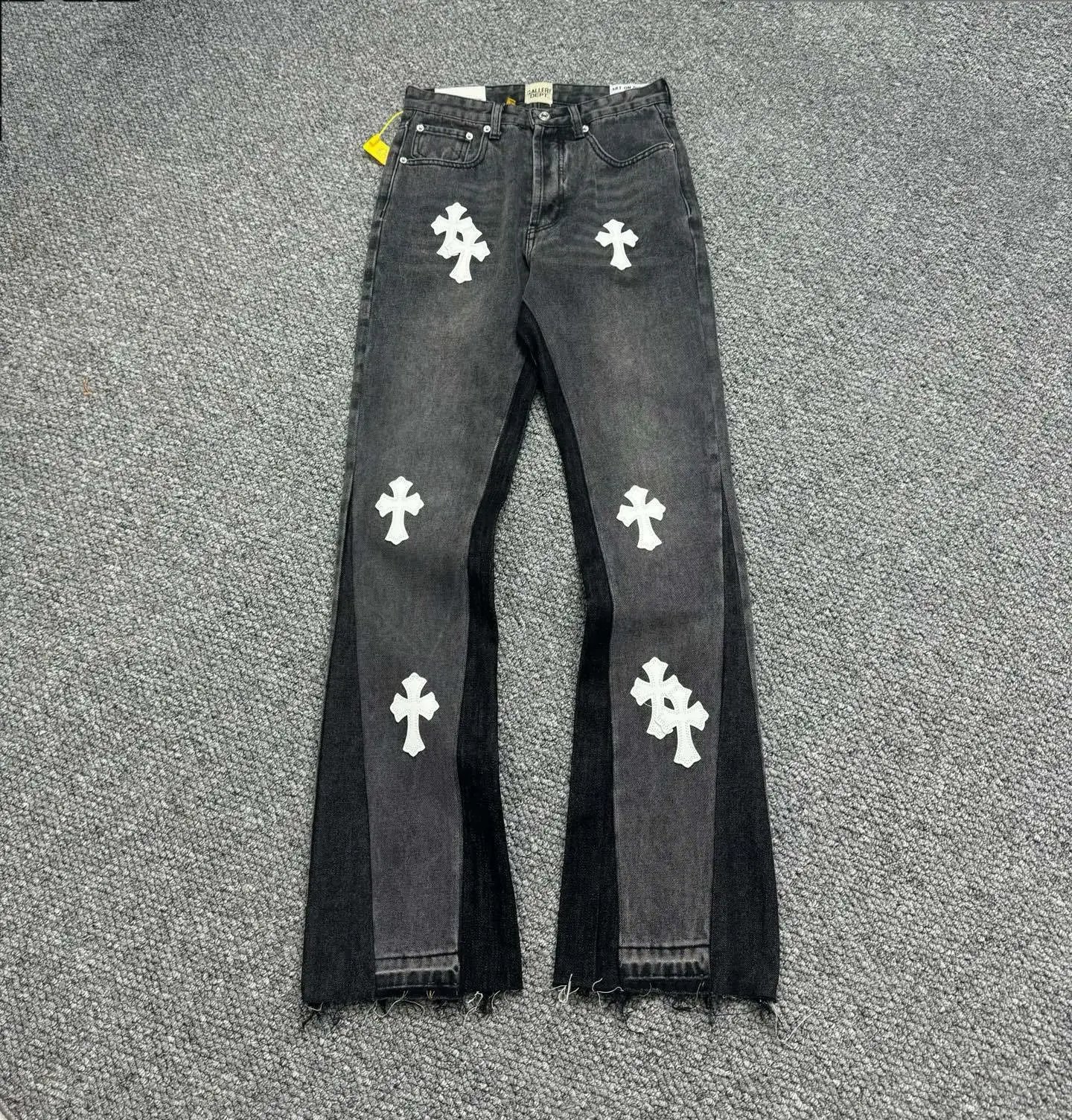 Gallery Dept x Levi's Cross-Print Distressed Black Jeans - 4