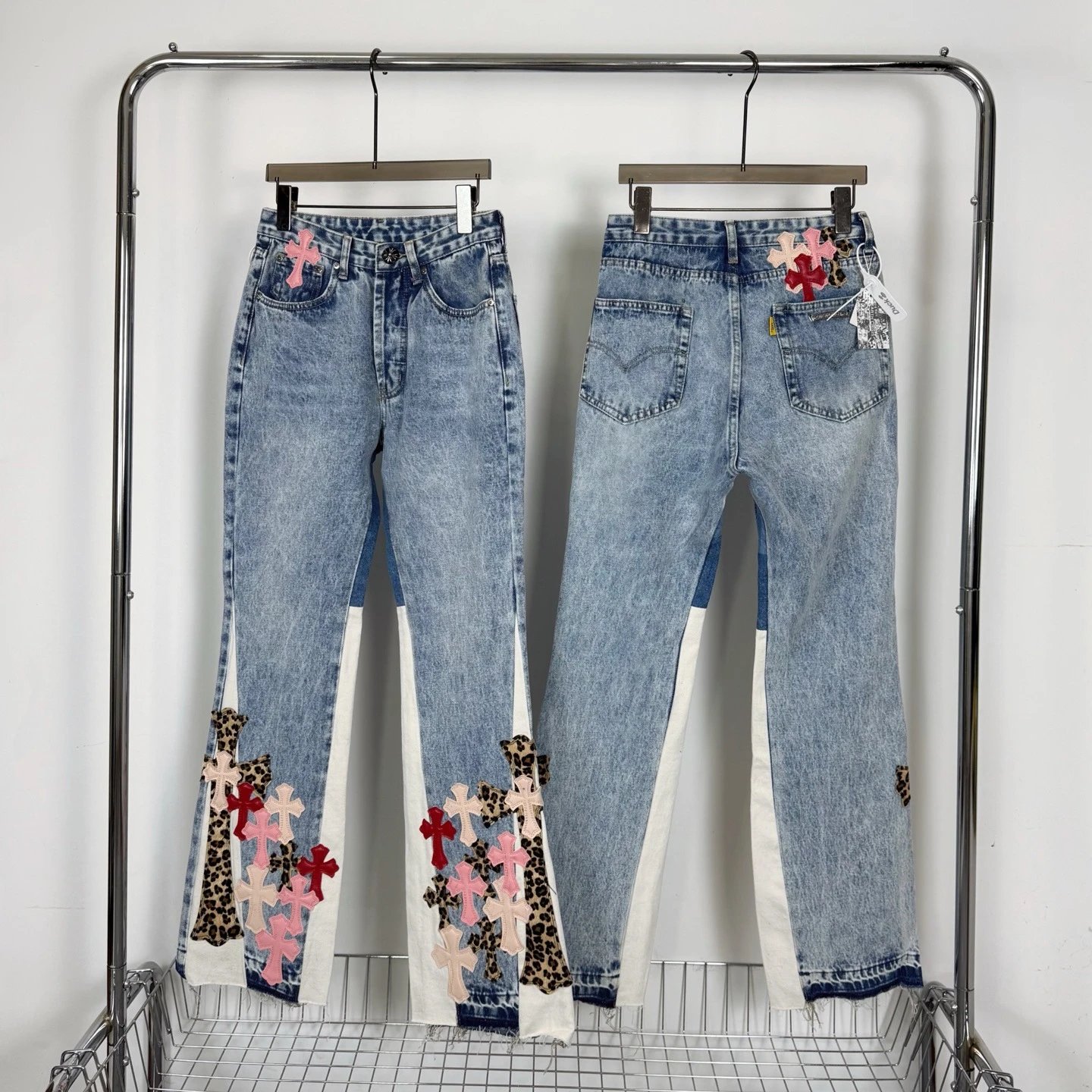 Gallery Dept x Levi's Cross-Print Distressed Black Jeans - 12