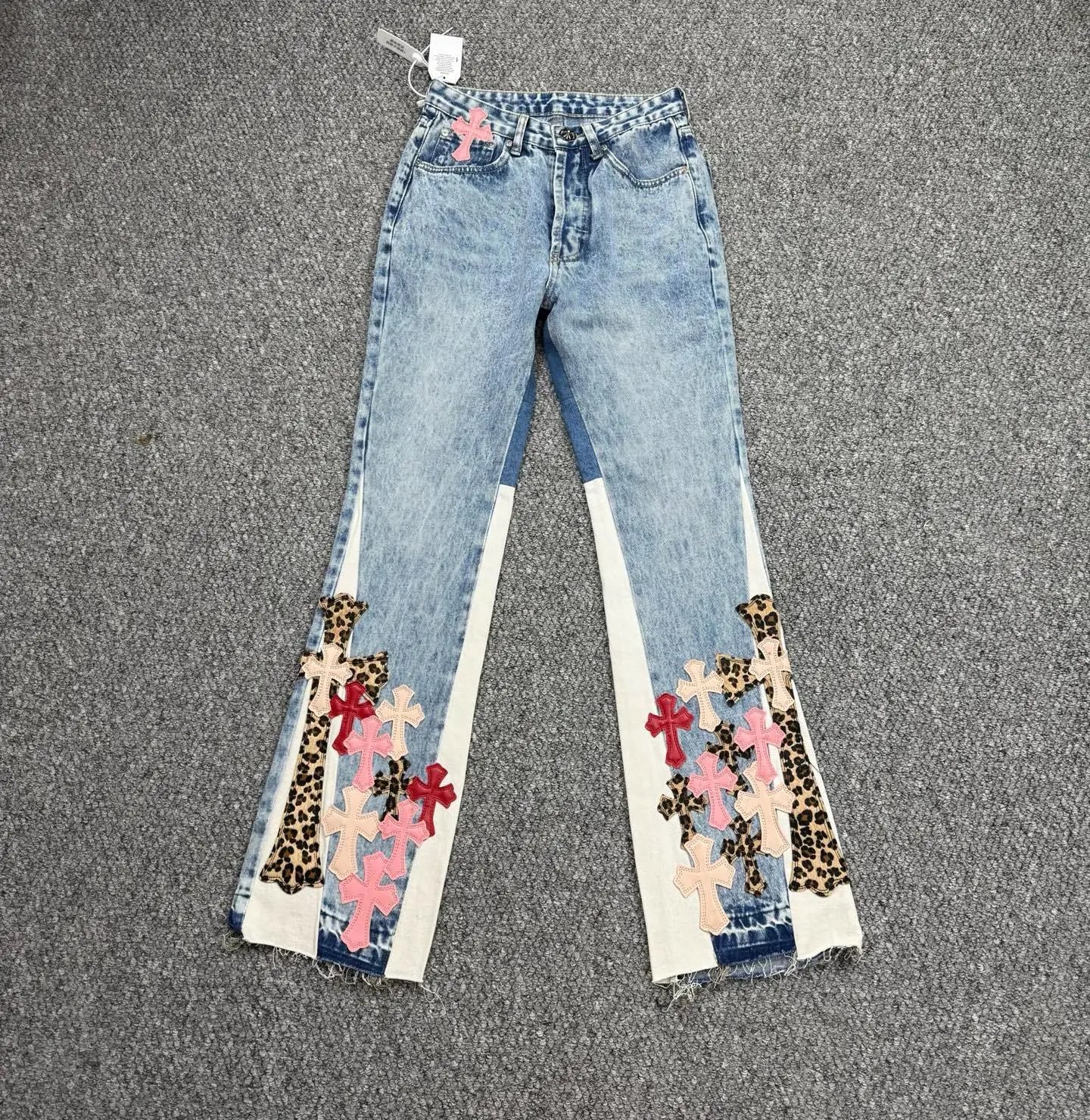 Gallery Dept x Levi's Cross-Print Distressed Black Jeans - 14