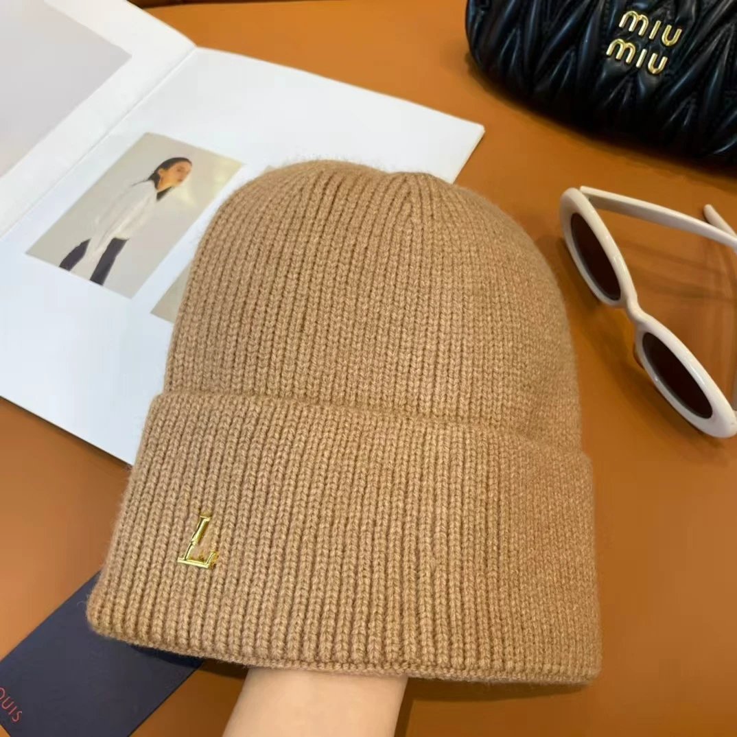 Celine Logo-Embellished Ribbed Knit Beanie White - 13
