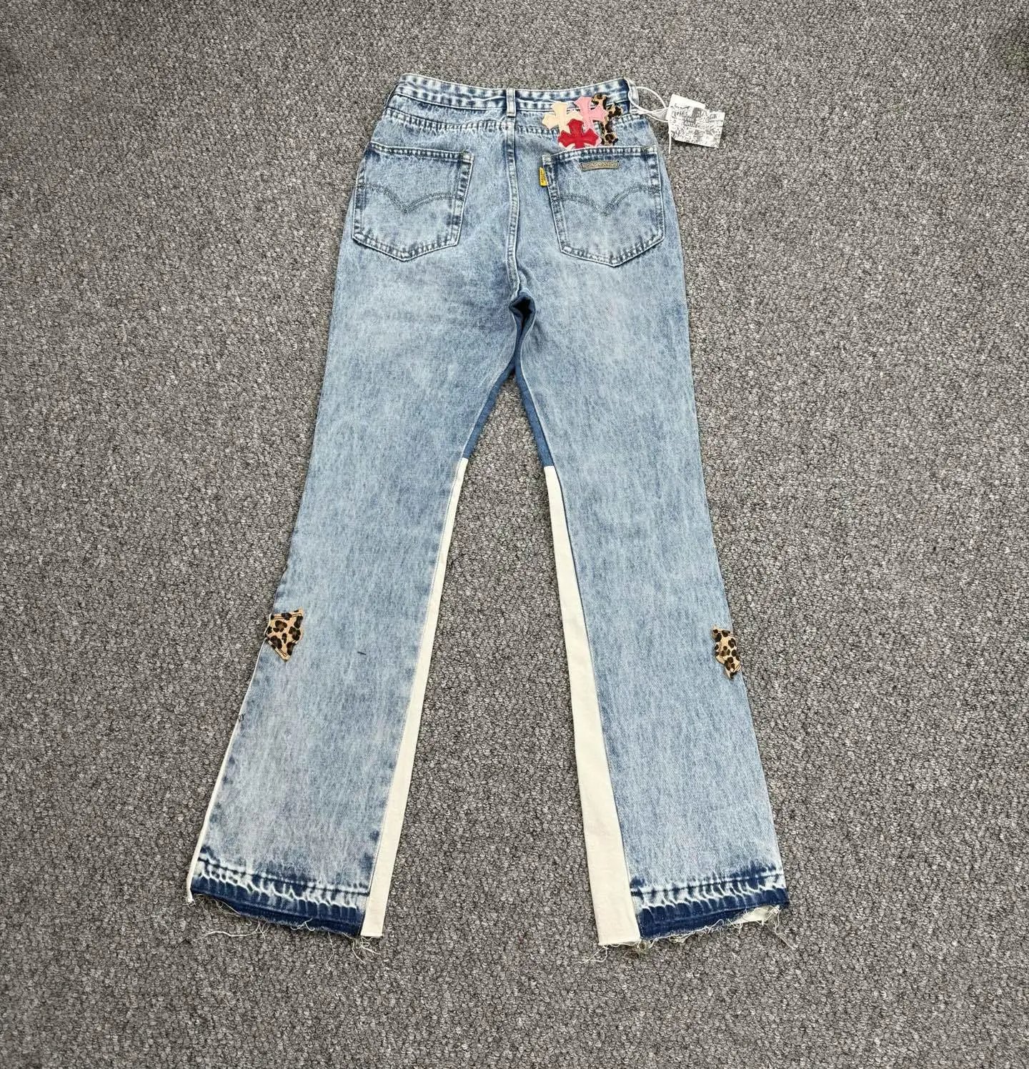 Gallery Dept x Levi's Cross-Print Distressed Black Jeans - 15