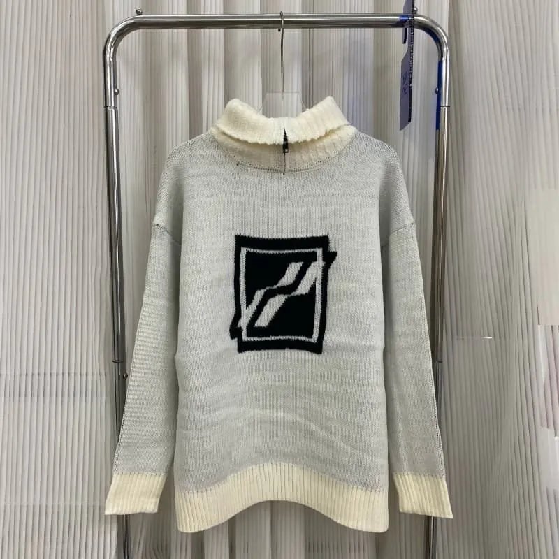 Alexander Chest Logo Long Sleeve Sweater photo 3