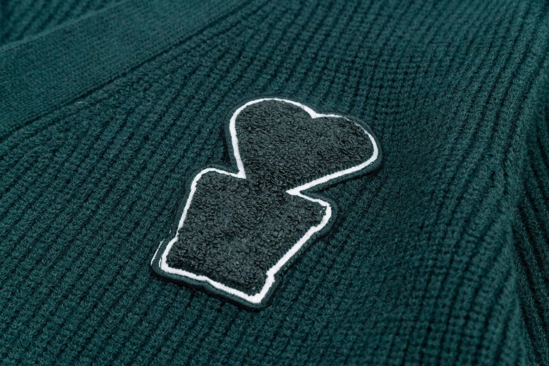 Play Comme des Garçons Heart Logo Ribbed Cardigan Dark Green - 5