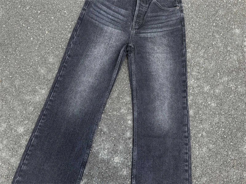 Customized Distressed Chain-Adorned Wide-Leg Jeans - 12