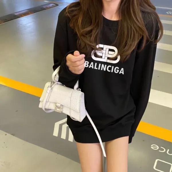 Balenciaga BB Logo Oversized Sweatshirt Black - 1