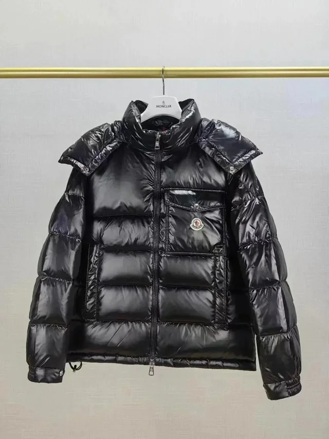 Moncler Down Jackets Quilted Puffer product detail image 10