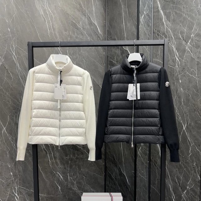 Moncler Puffer Jacket: seller detail photo 1