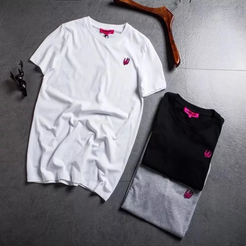In Stock Free Shipping (Small Size, Can be Used as Women's or Kids' Wear) Alexander McQueen Swallow Print Three-Color Round Neck Couple T-Shirt.
