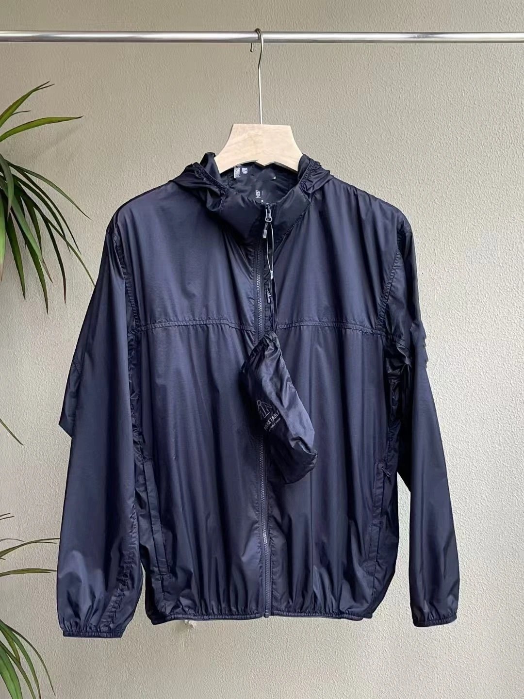 Metallica Packable Windbreaker Navy Outerwear - 14