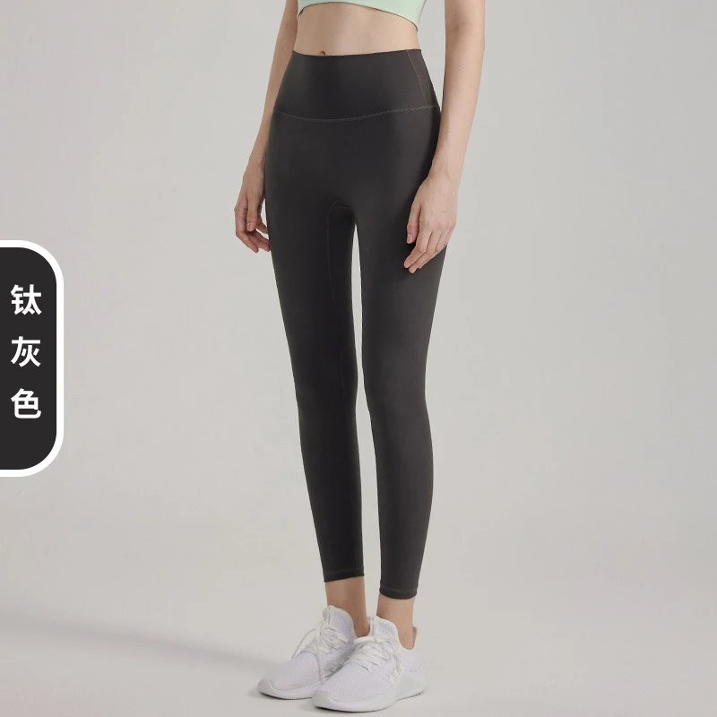 钛灰色