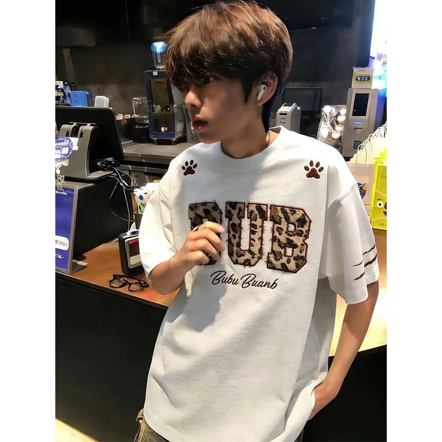 Design Bubu Buanb Leopard Print Logo T-Shirt Black T-Shirts - 6