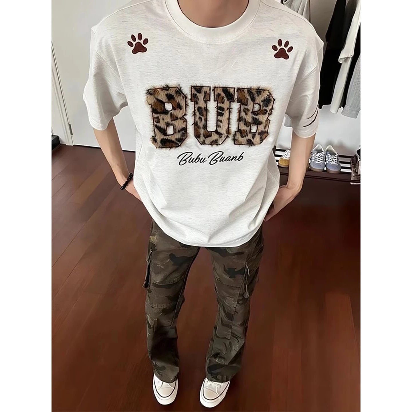 Design Bubu Buanb Leopard Print Logo T-Shirt Black T-Shirts - 7