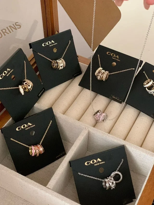 COA Jewelry Three-Ring Enamel Pendant Necklace product detail image 4