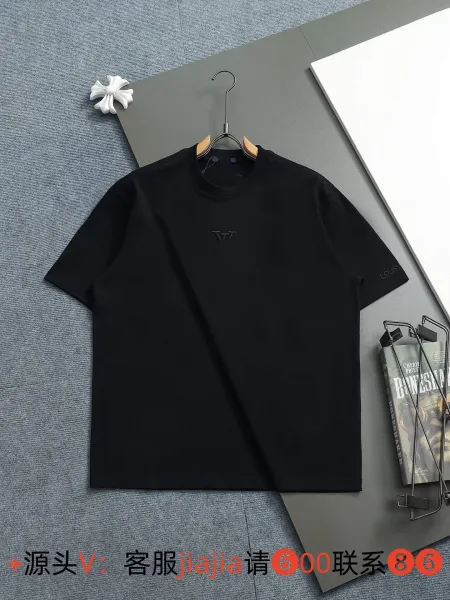 Louis Vuitton Monogram Logo Black T-Shirt - 1
