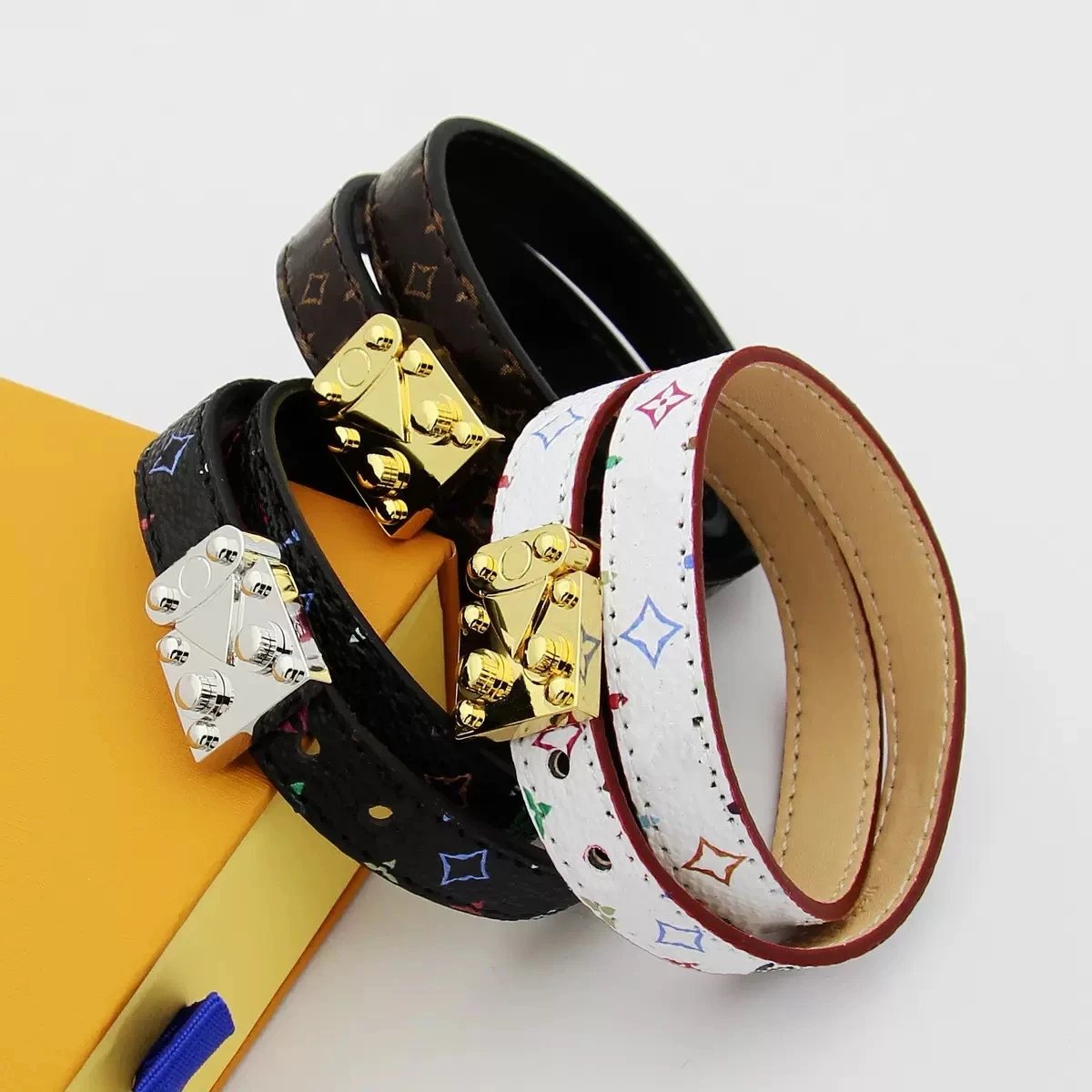 Louis Vuitton Monogram Flower LV Bracelet Black and Gold Bracelet Jewelry - 3