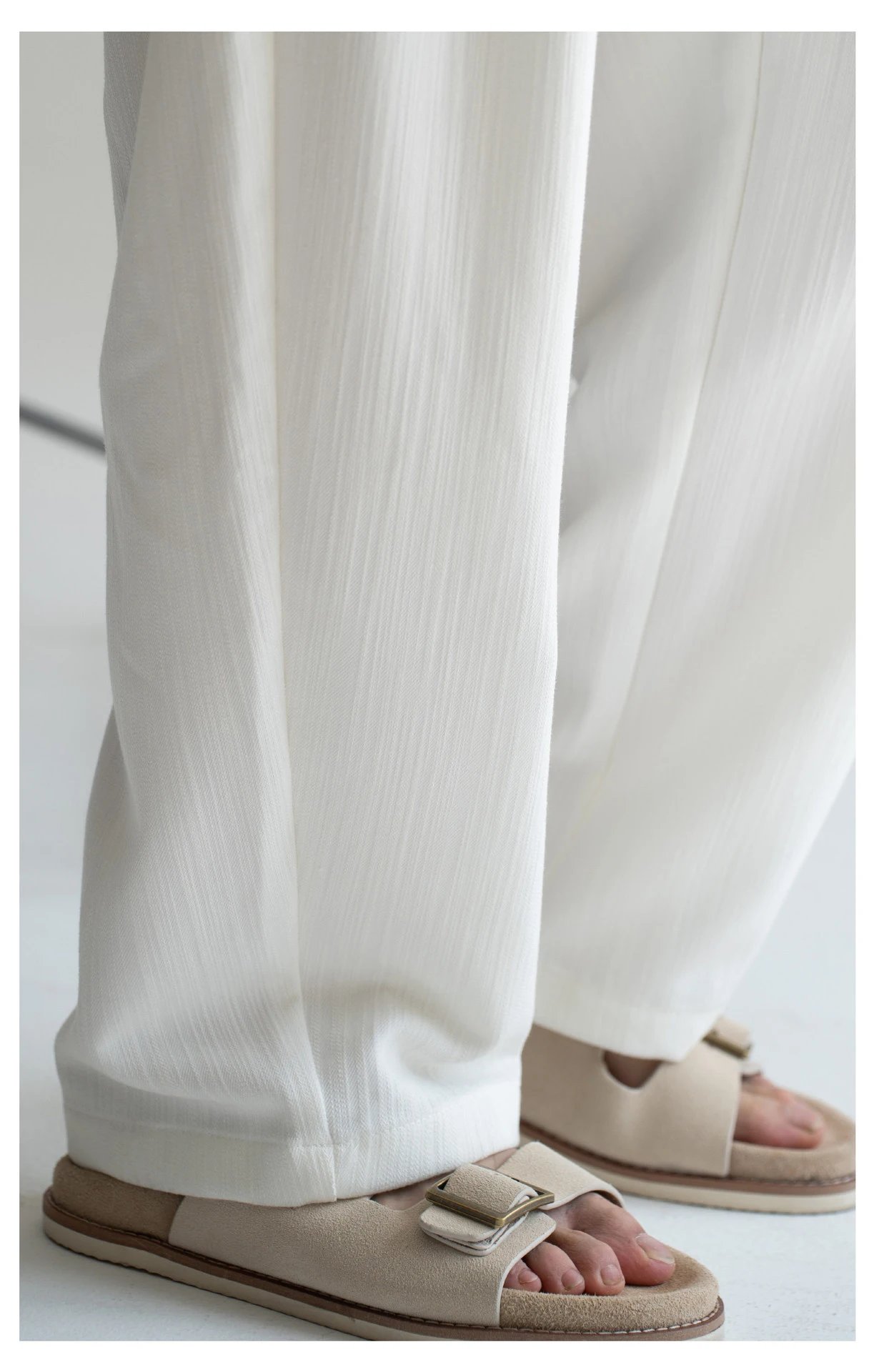 Design Wide-Leg Pleated Trousers Black Pants - 18