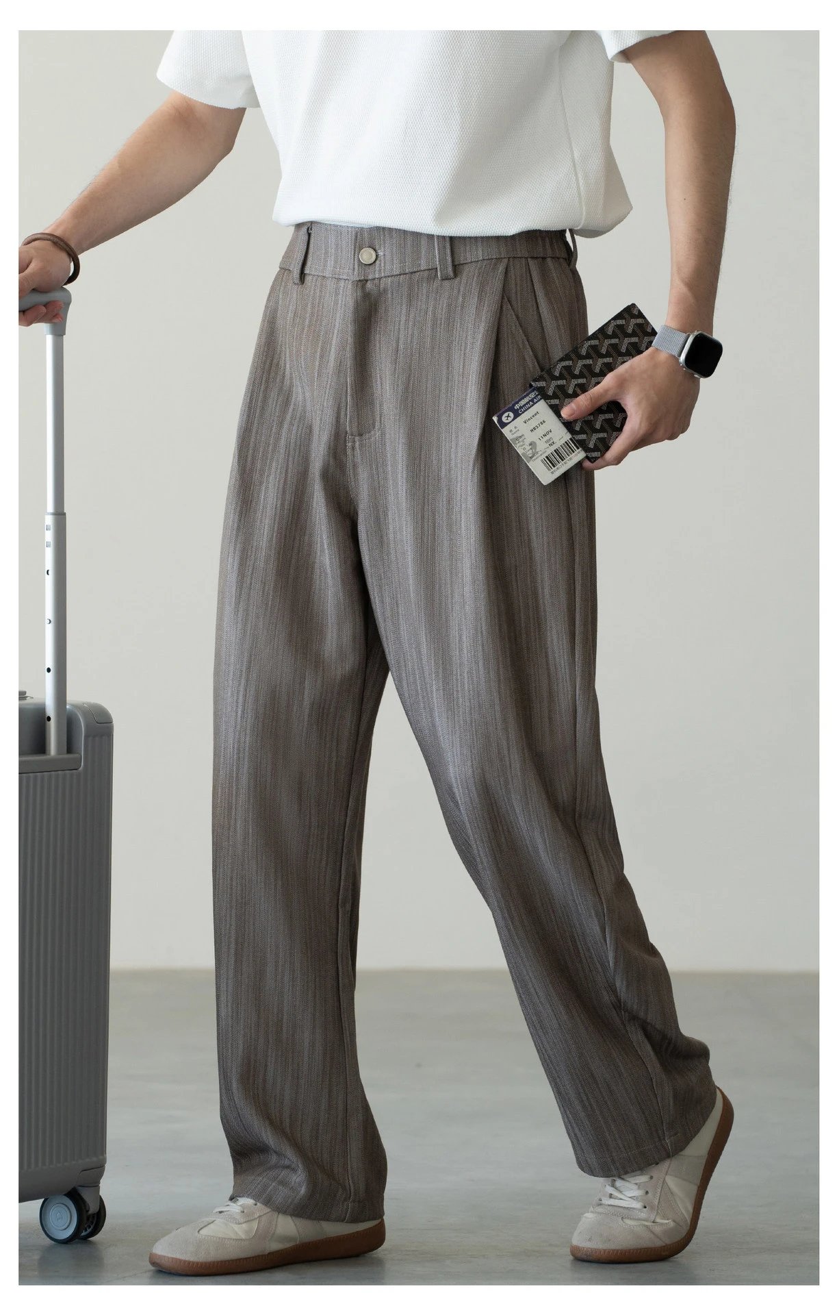 Design Wide-Leg Pleated Trousers Black Pants - 26