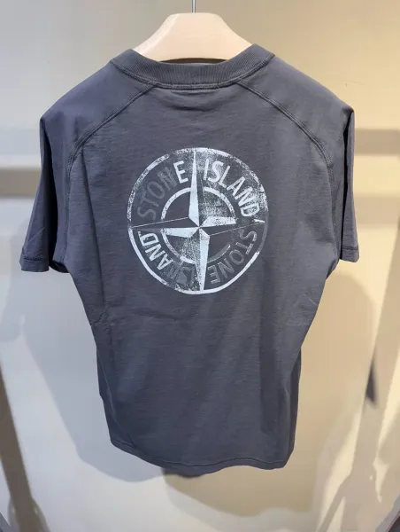 Stone Island Compass Logo T-Shirt Charcoal Gray T-Shirt - 21