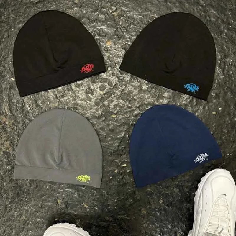 Design Smiling Face Beanie White Hat - 2
