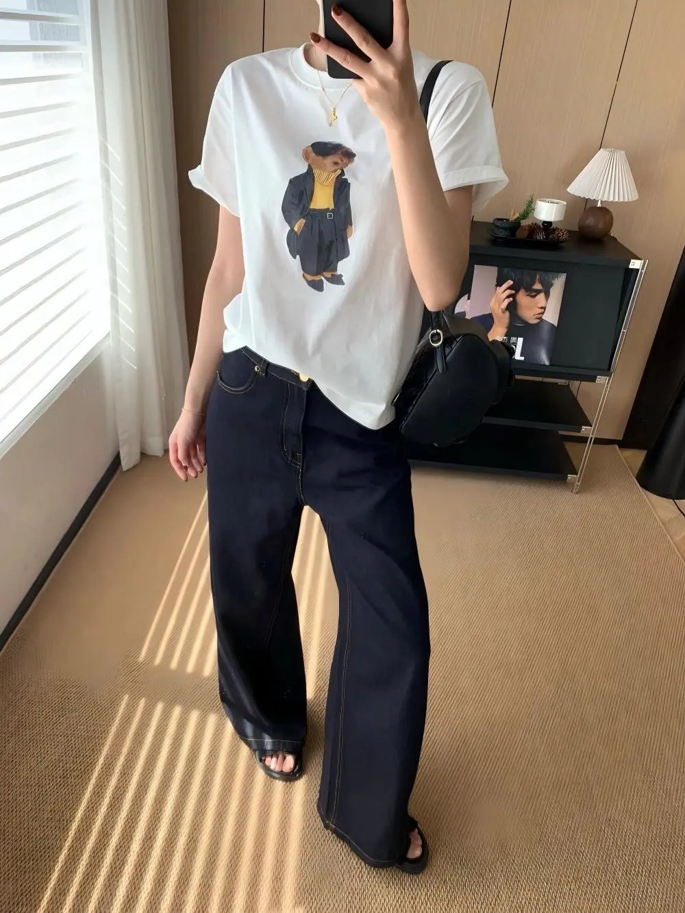 Design Bear Graphic Navy T-Shirt - 2