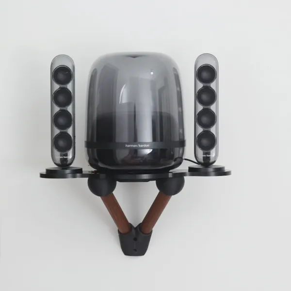 Design Harman Kardon Onyx Studio 7 Smoke Gray Portable Speaker System with Wall Mount Speakers - 1