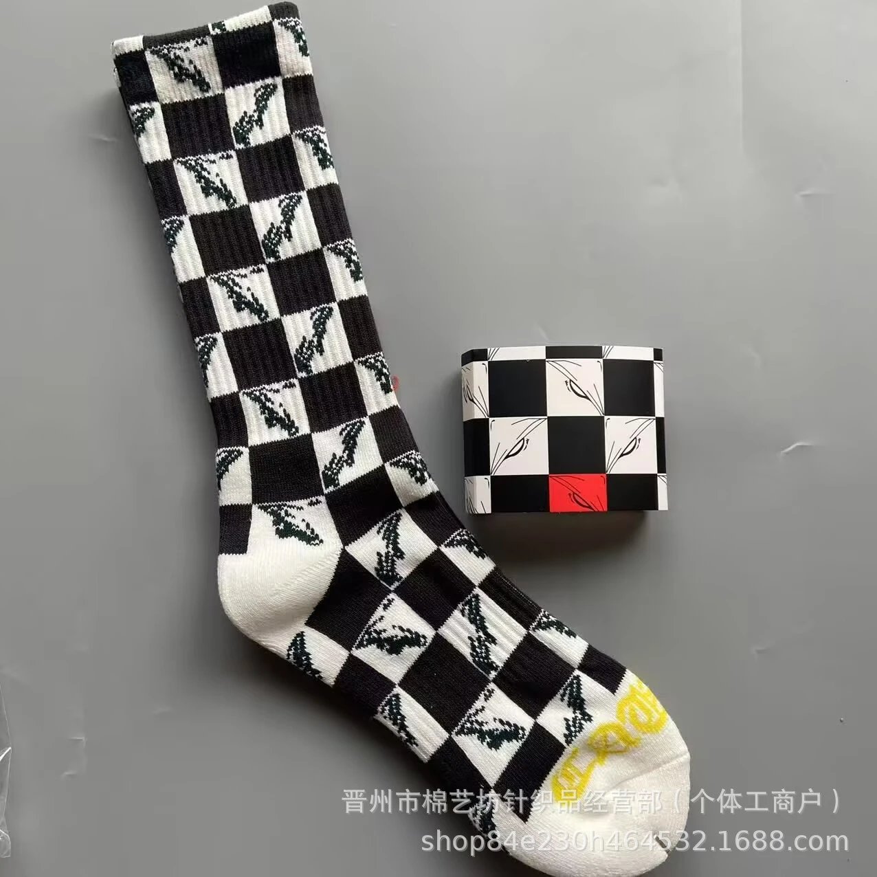 Design FOTI Skeleton Print Red Crew Socks - 13