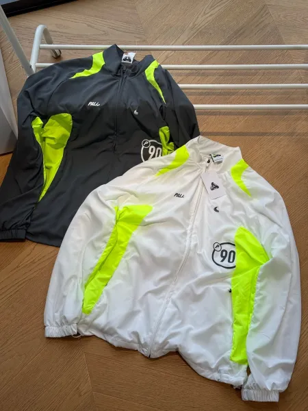Palace x Nike Windbreaker White Neon Yellow Jacket Outerwear - 2