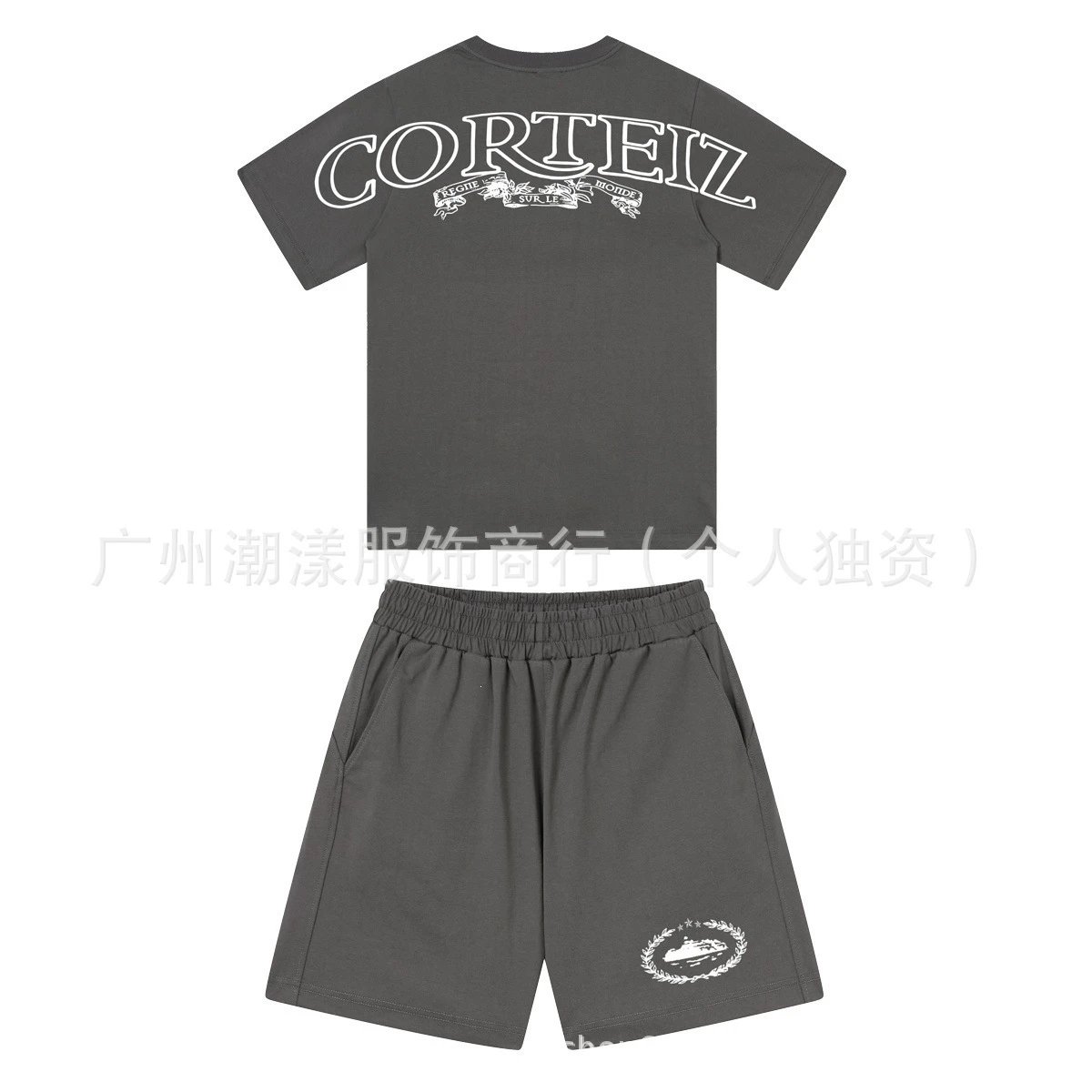 Design Graphic Oval Logo Black T-Shirt - 44