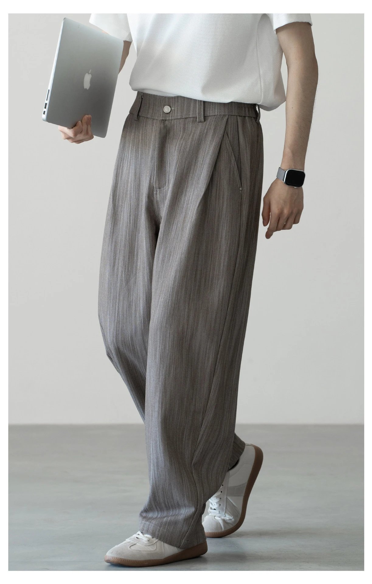 Design Wide-Leg Pleated Trousers Black Pants - 23