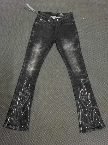 Amiri Embroidered Logo Distressed Slim Fit Jeans - 18