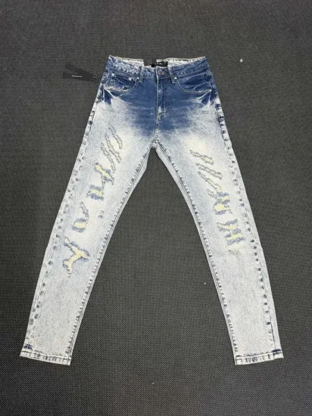 Amiri Embroidered Logo Distressed Slim Fit Jeans - 36