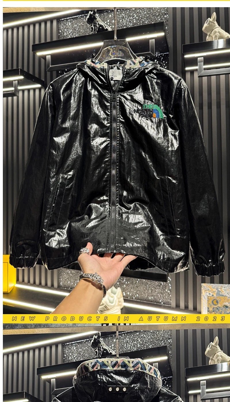 The North Face Crinkle Nylon Hooded Windbreaker Black Outerwear.windbreaker - 6