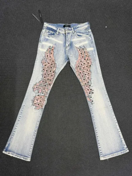 Amiri Embroidered Logo Distressed Slim Fit Jeans - 22