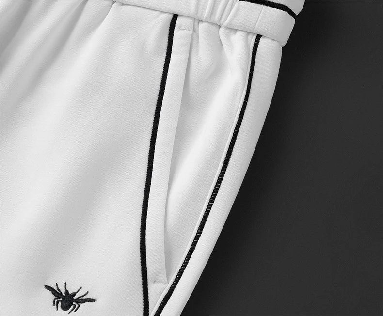 Design Black Contrast Trim Set T-Shirt and Jogger Pants - 21