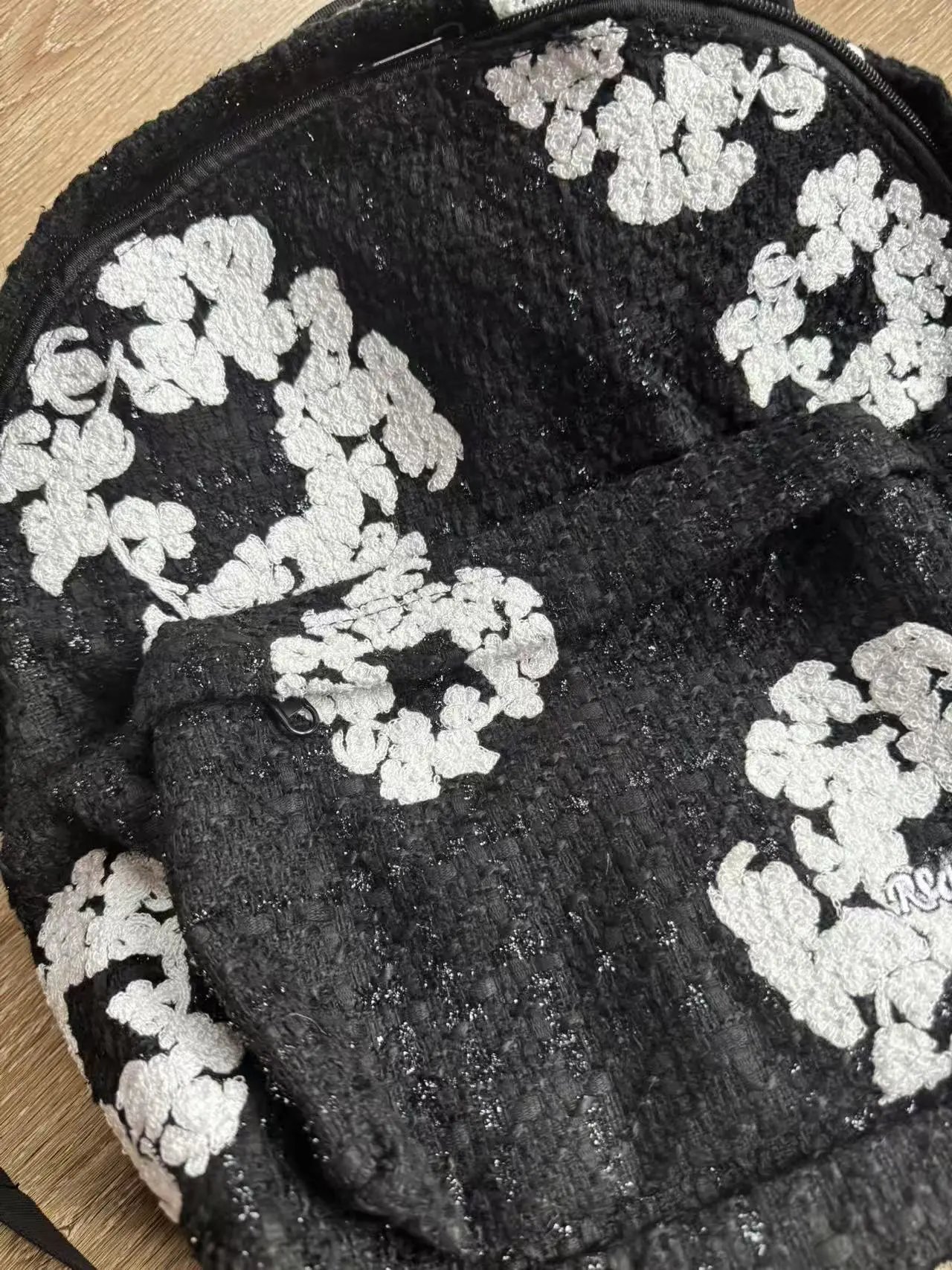 Design Floral Embroidered Tweed Mini Backpack Black - 4
