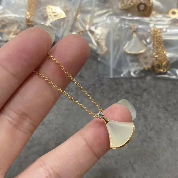 Design Gold Jewelry - 1