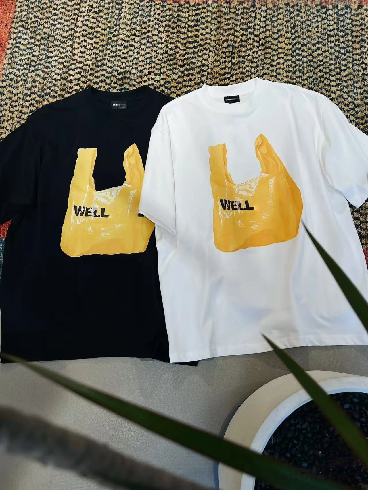 Design WELLU Plastic Bag Print Black Oversized T-Shirt T-Shirts - 2