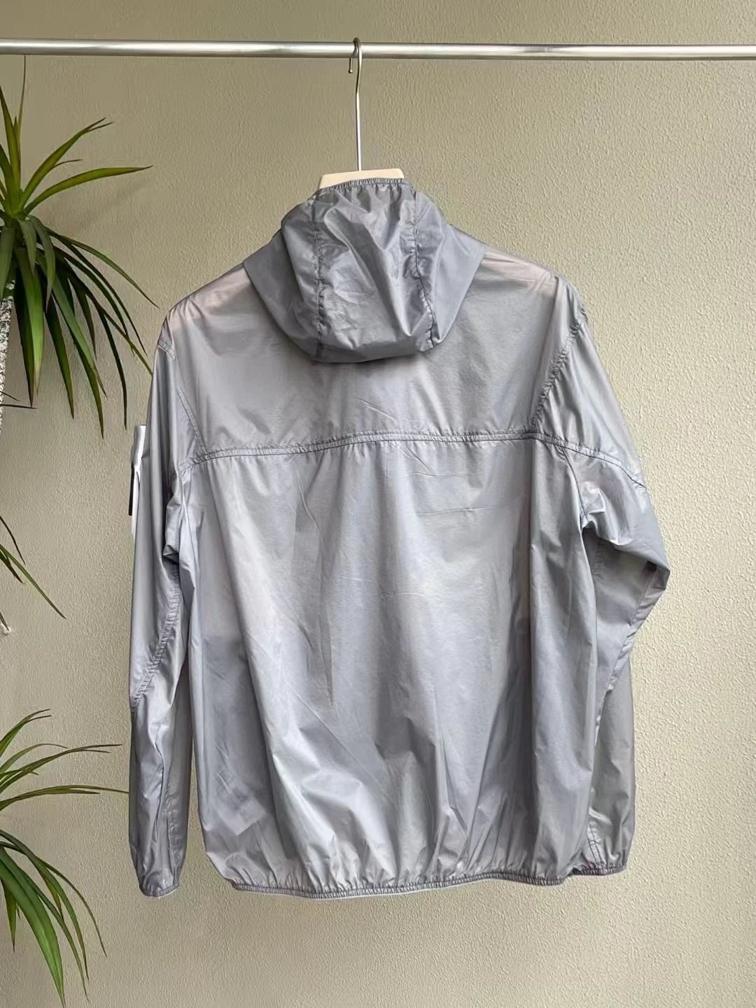 Metallica Packable Windbreaker Navy Outerwear - 18