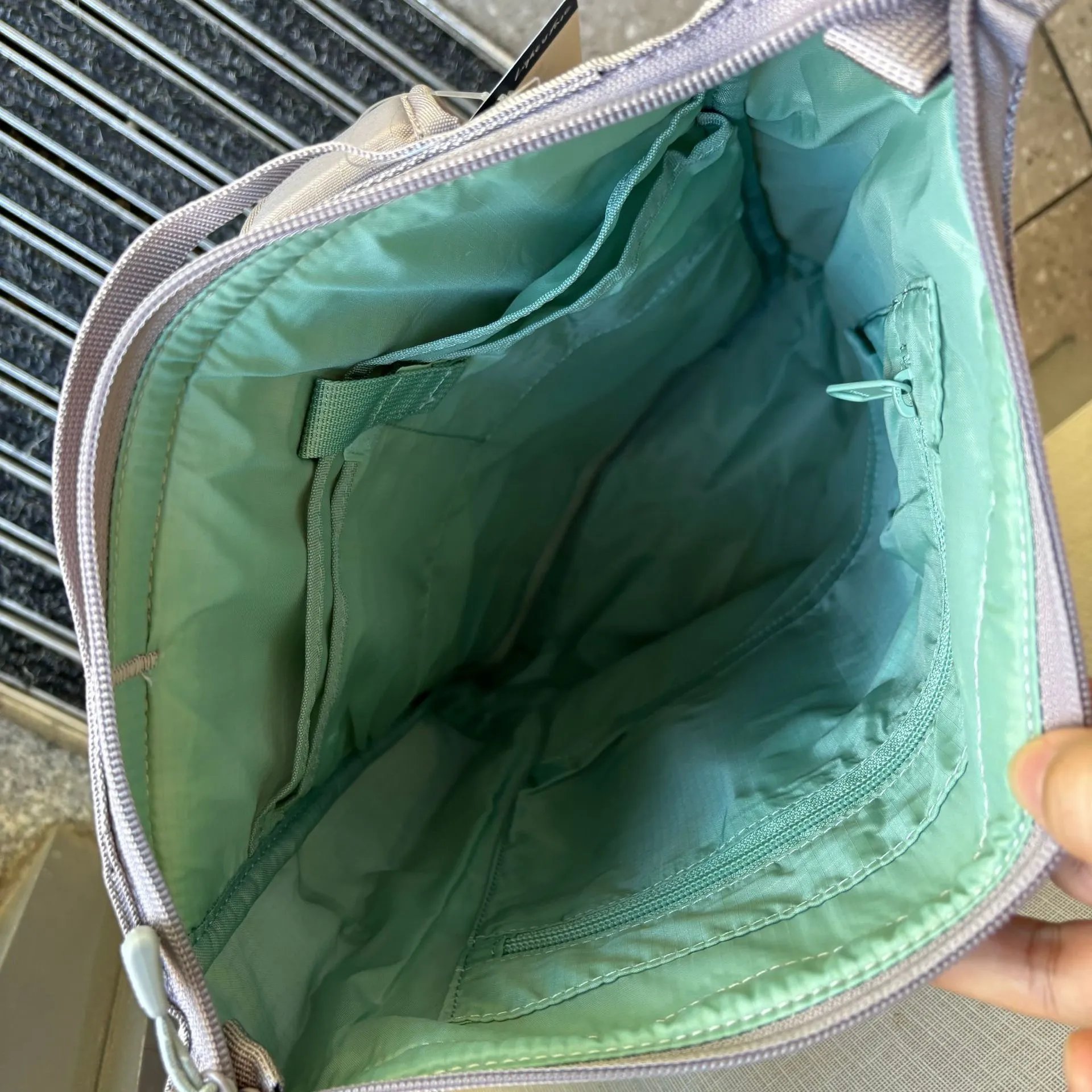 Design Montbell Bernina Pack 10 Green Backpack Backpacks - 13