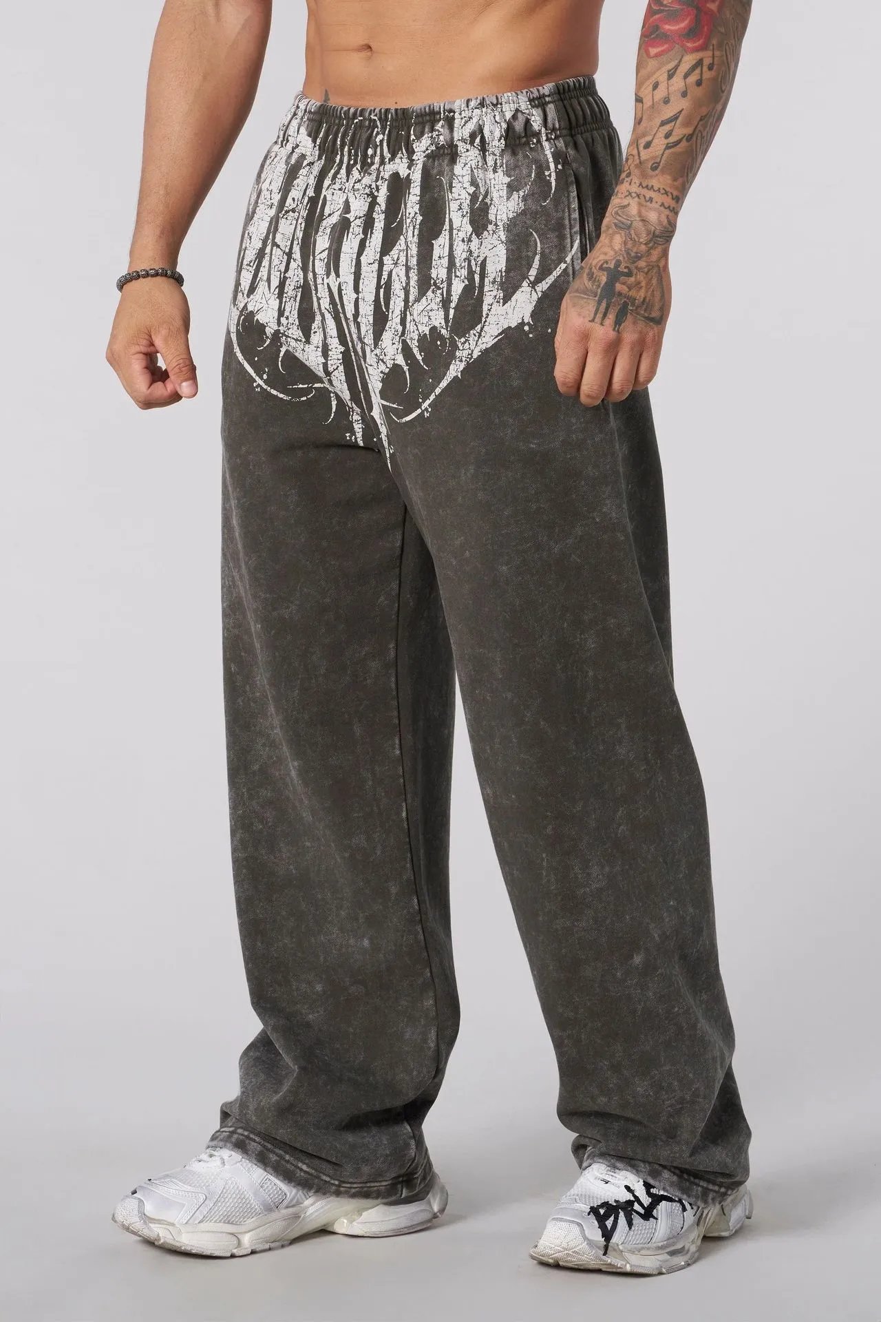 Design Graphic Print Baggy Pants Black - 9
