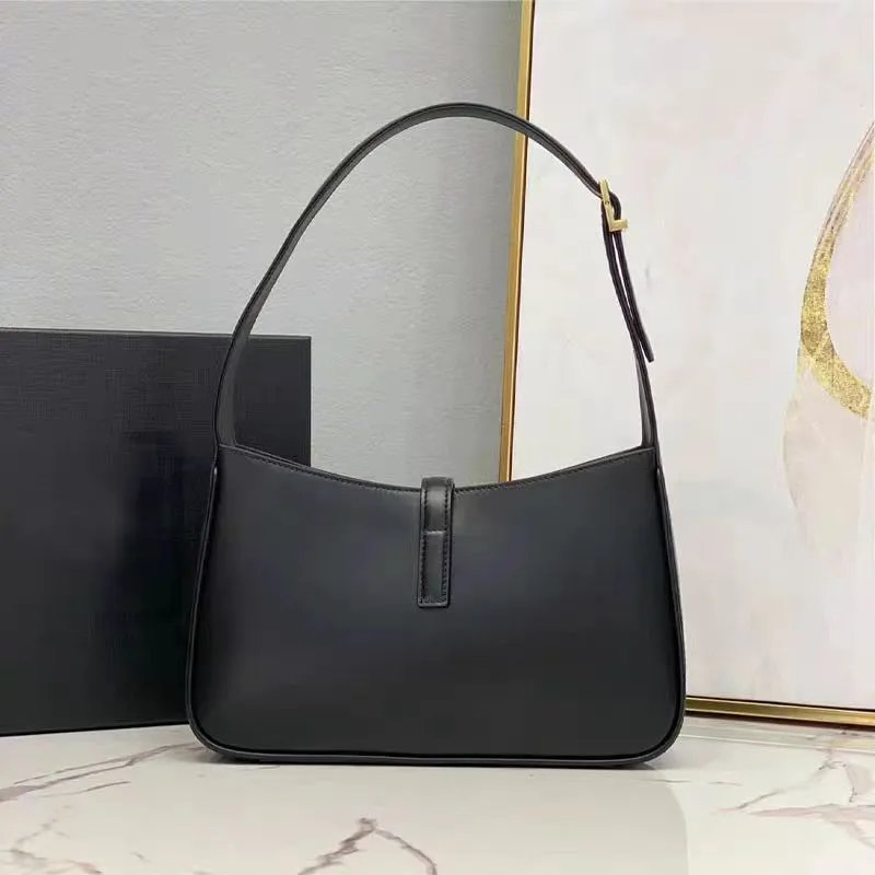 Design Croc-Embossed Black Hobo Bag - 2