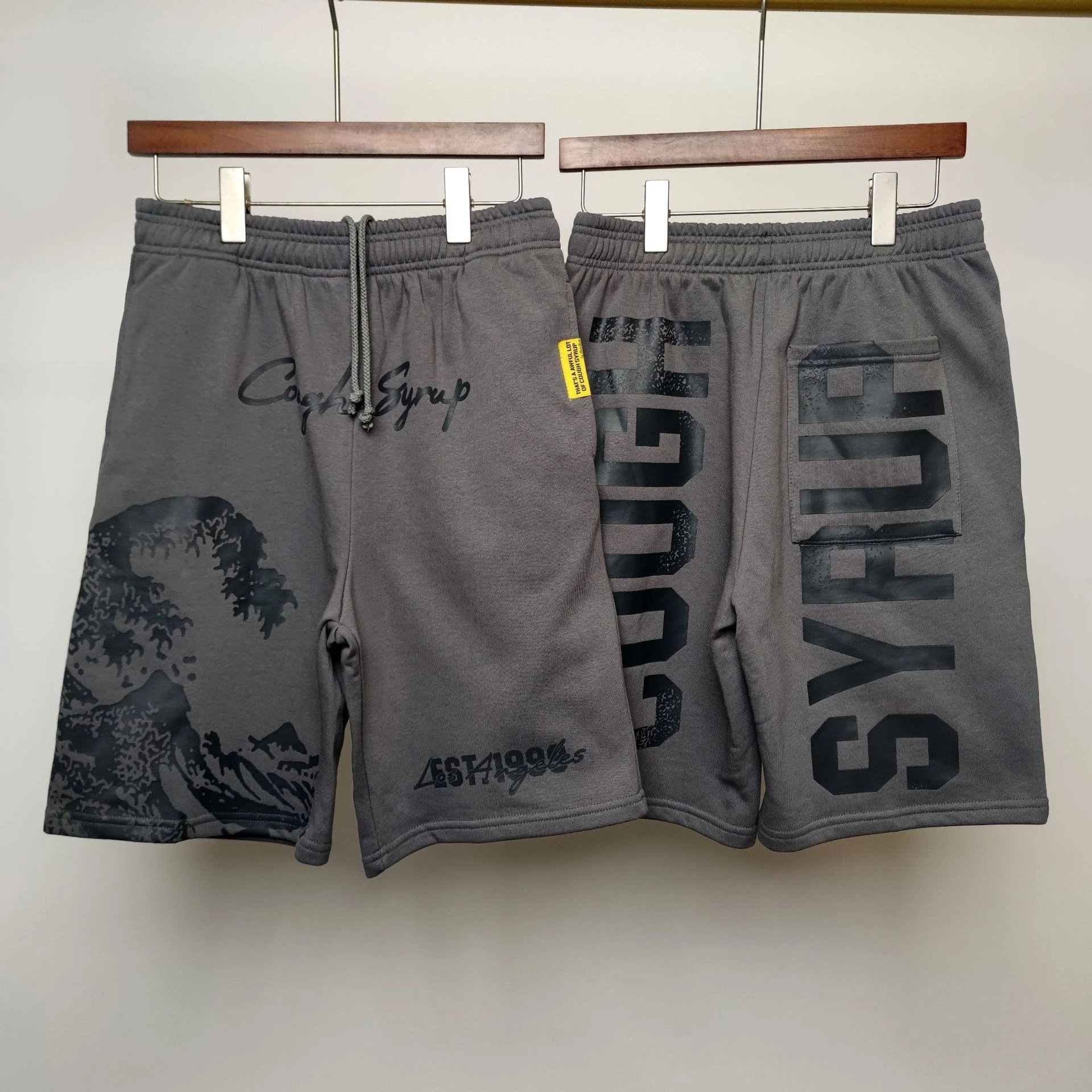 Design 'That's A Awful Lot Of Dead Homie' x 'Syrup' Graphic Sweatshorts Black Shorts - 14