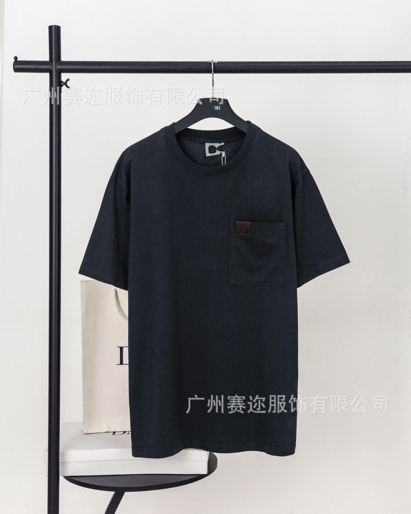 8886炭灰色